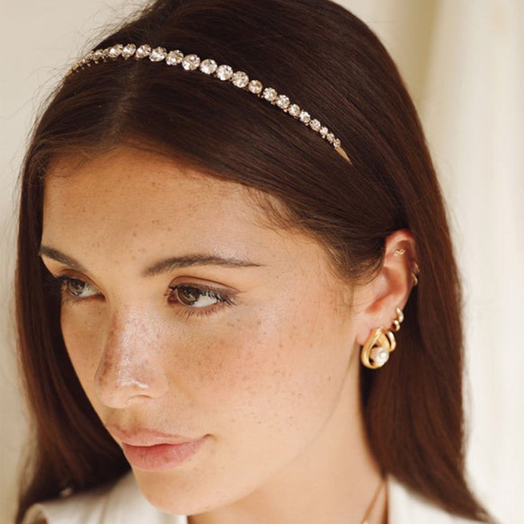 model in hair accessories