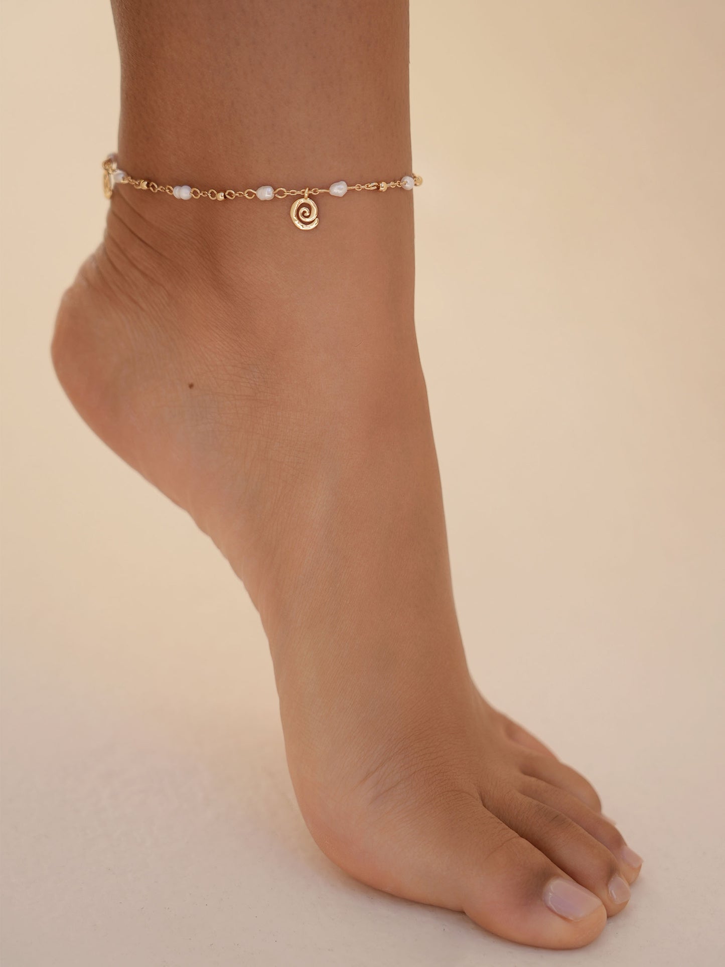 Aura Swirl Anklet