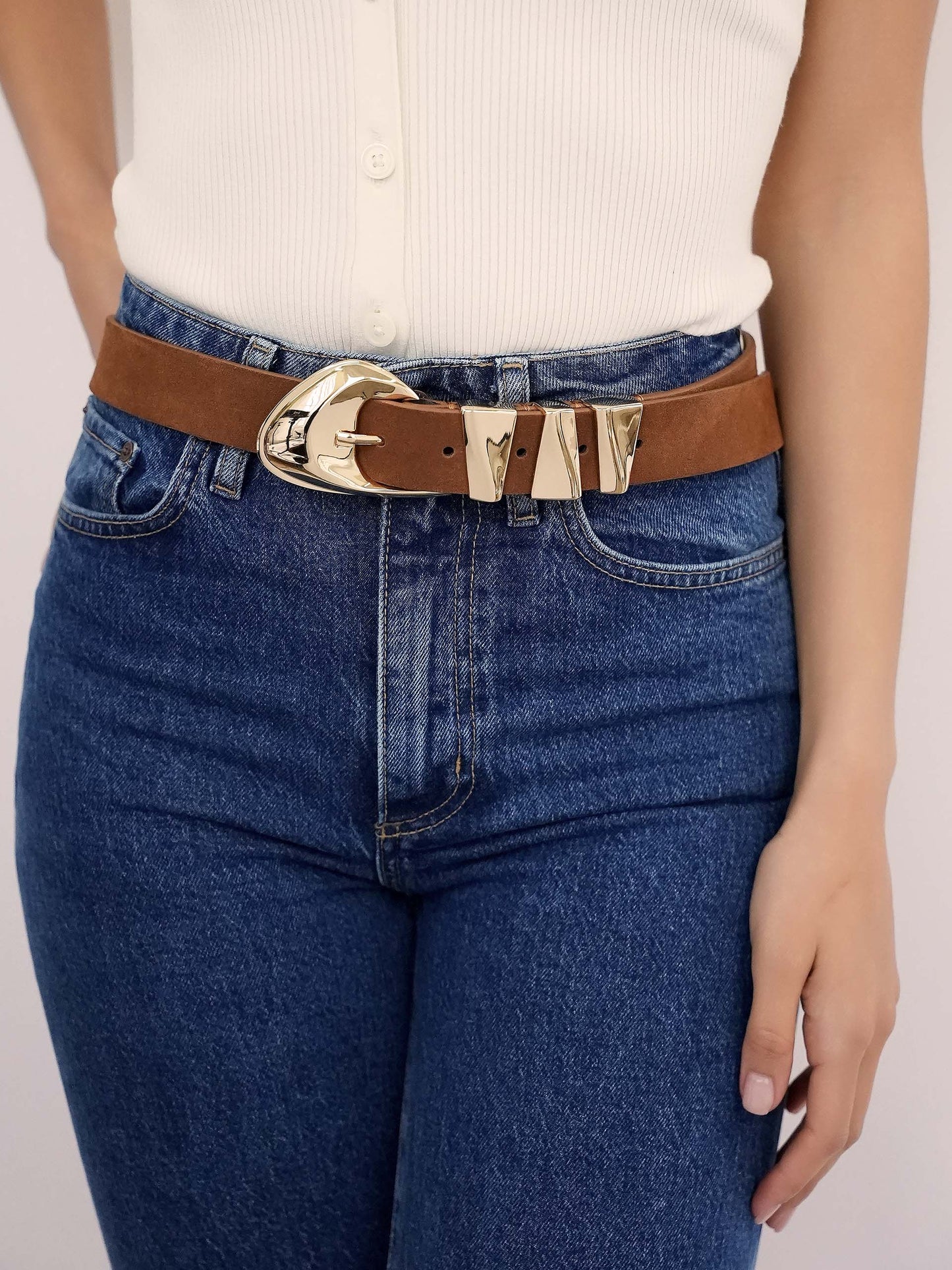 Modern Western Belt in Mocha on model