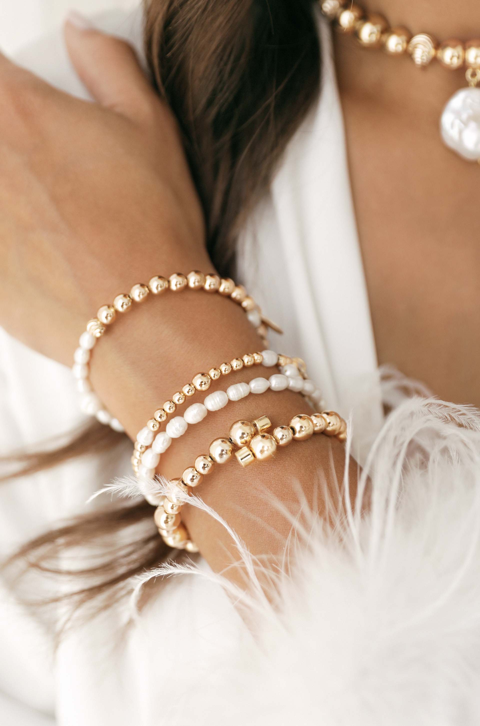 Freshwater Pearls Bracelet in Silver – DelBrenna