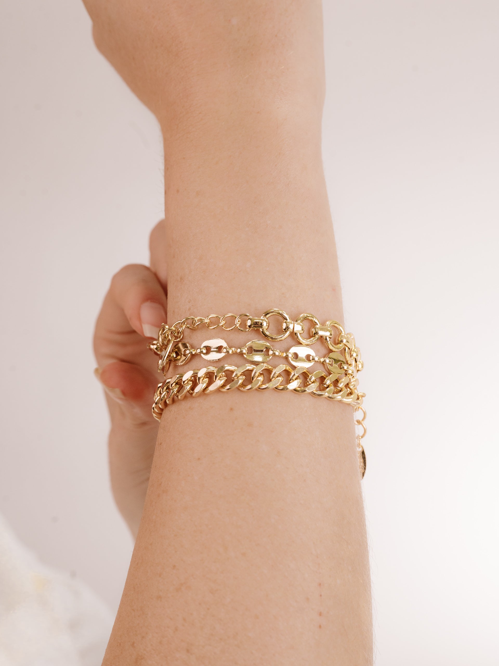 Shop gld chain buy an bracelet set