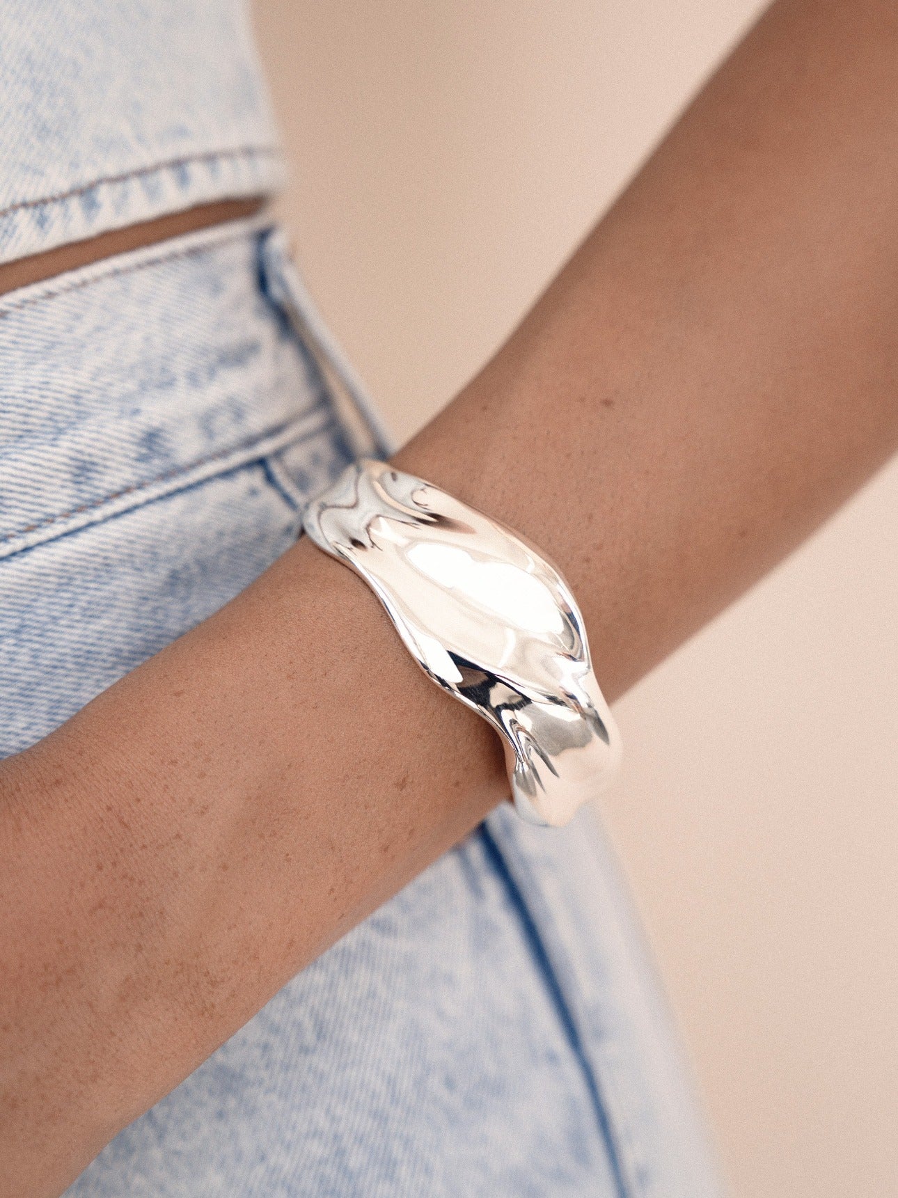 Wavy Days Cuff in silver on model