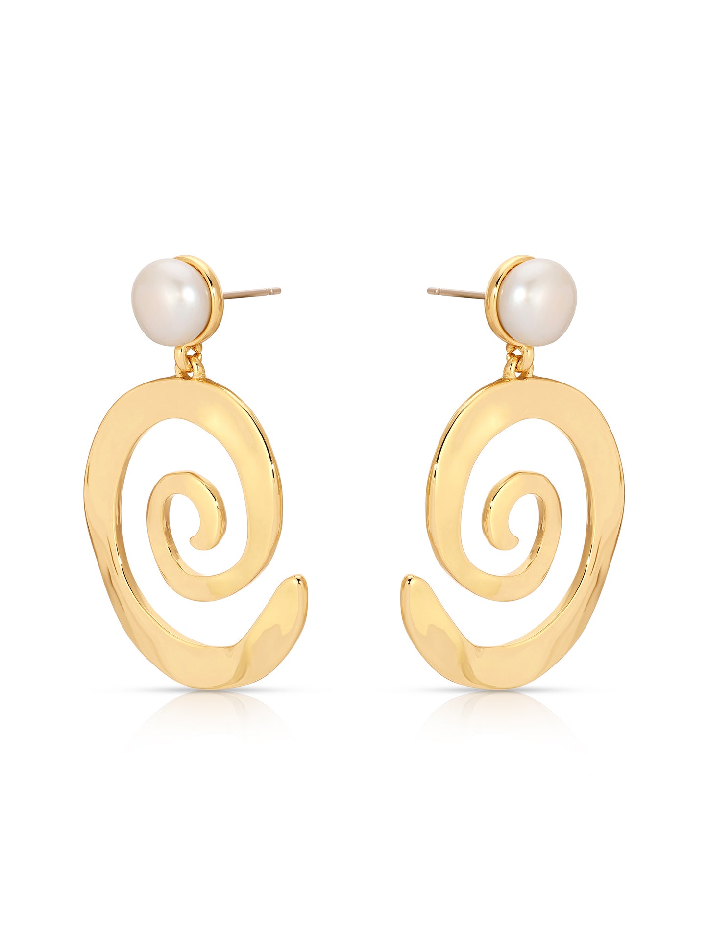 Aura Swirl Pearl Earrings side view