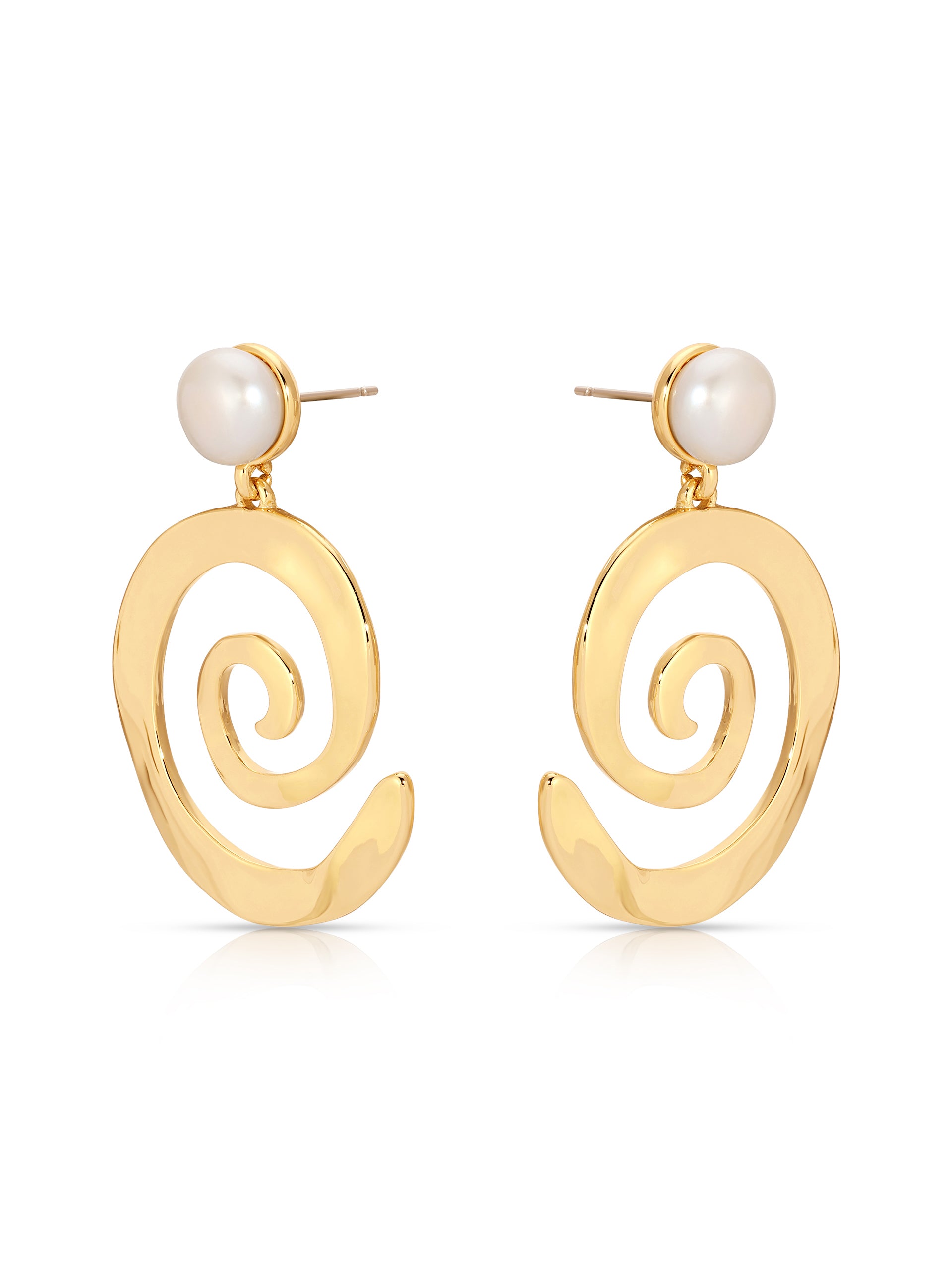 Aura Swirl Pearl Earrings side view