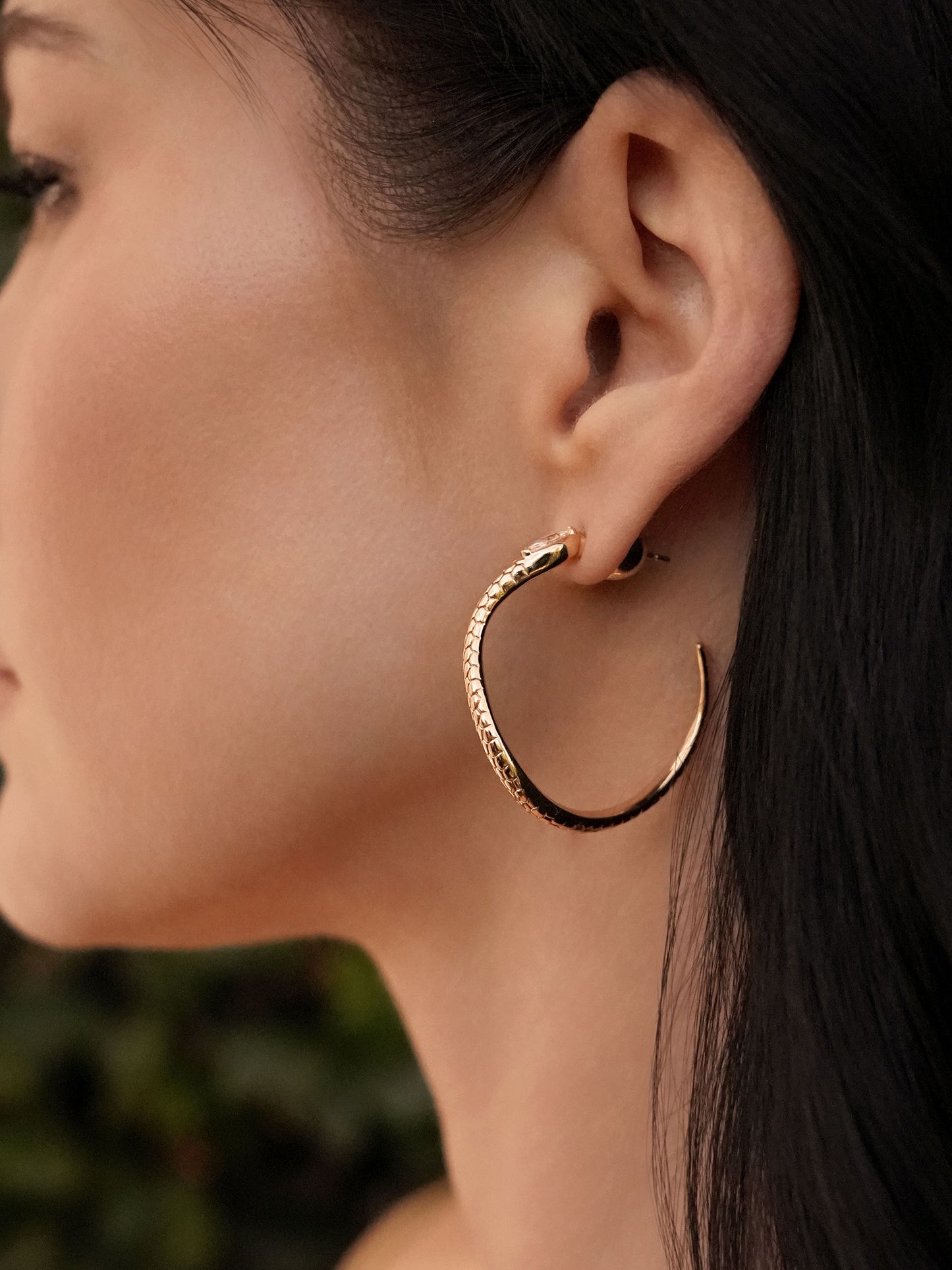 Serpentina Hoops on model 3