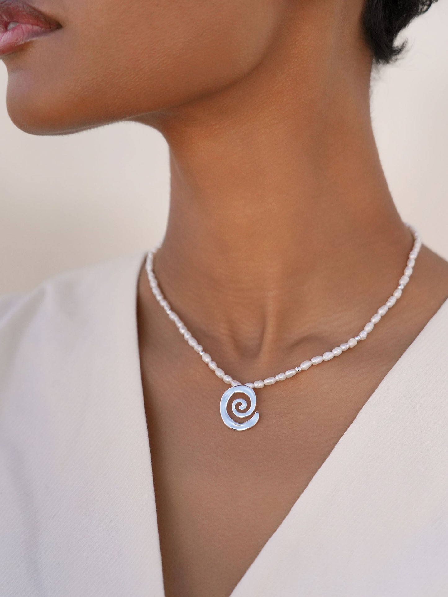 Aura Pearl Necklace