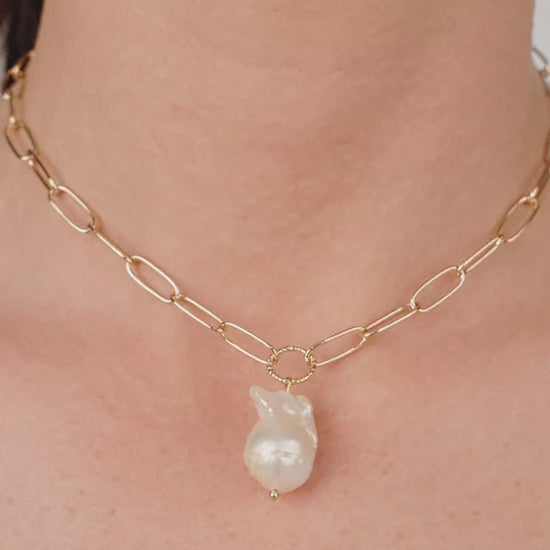 Single Pearl Chain Necklace video