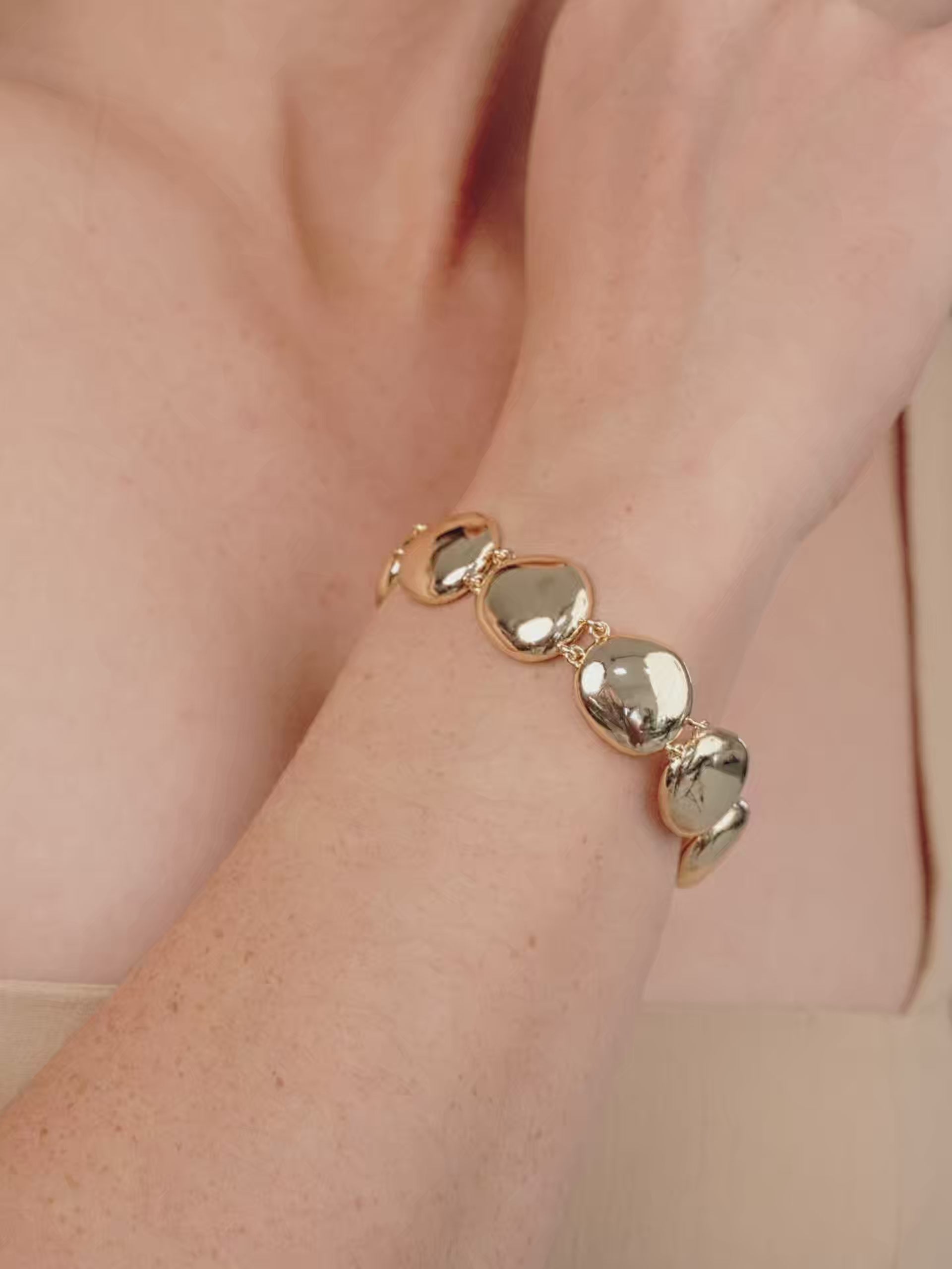 Polished Pebble Linked Bracelet video