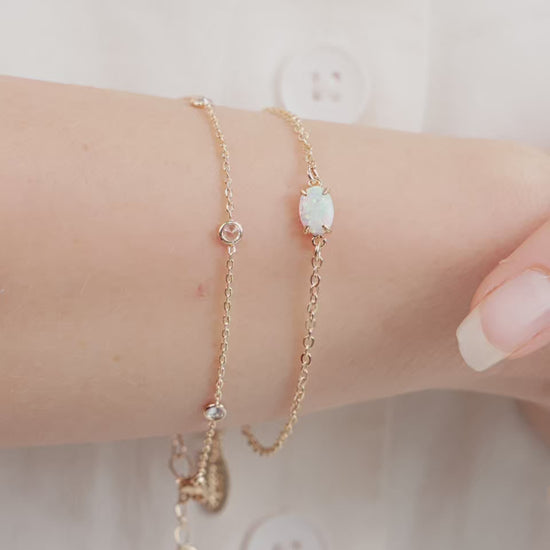 Dainty Bracelet Set with Extender video