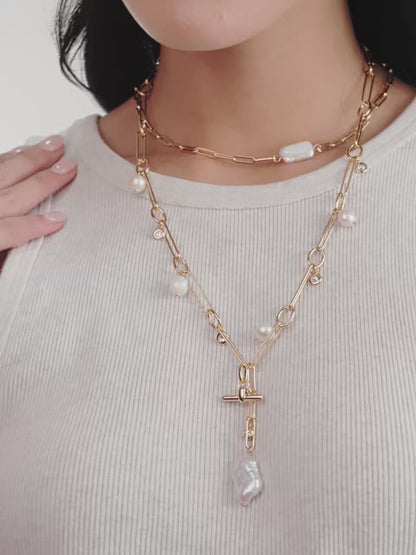 Deep Water Pearl Lariat Necklace video