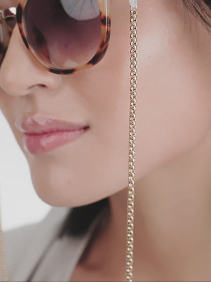 Linked Up Eyeglass Chain video