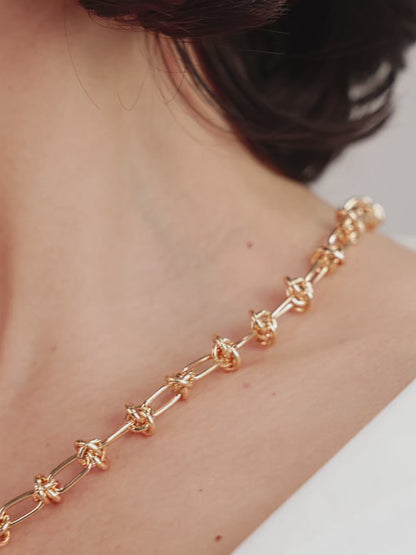 Knotted Chain 18k Gold Plated Necklace video