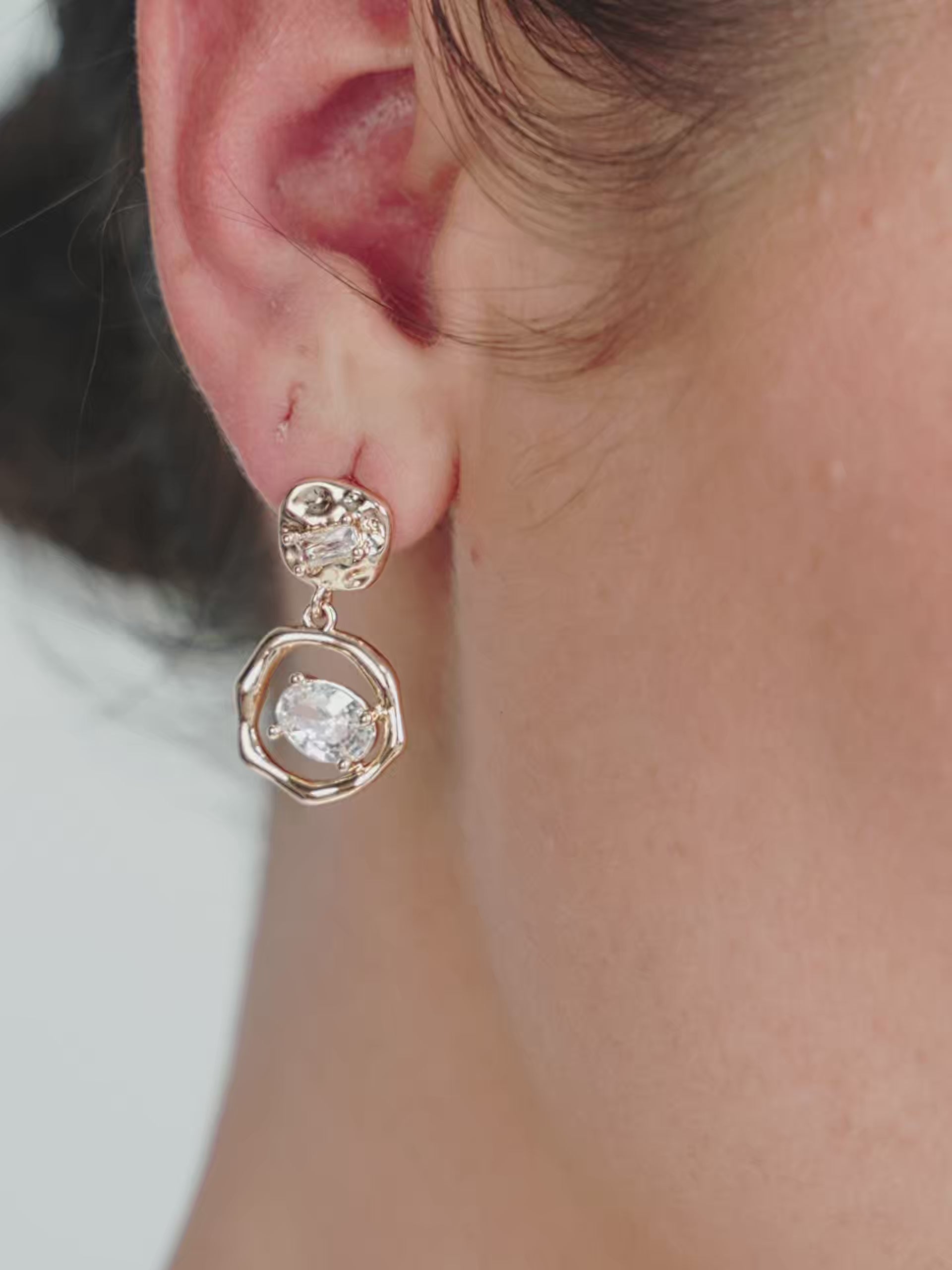 Organic Shape Crystal Earrings video