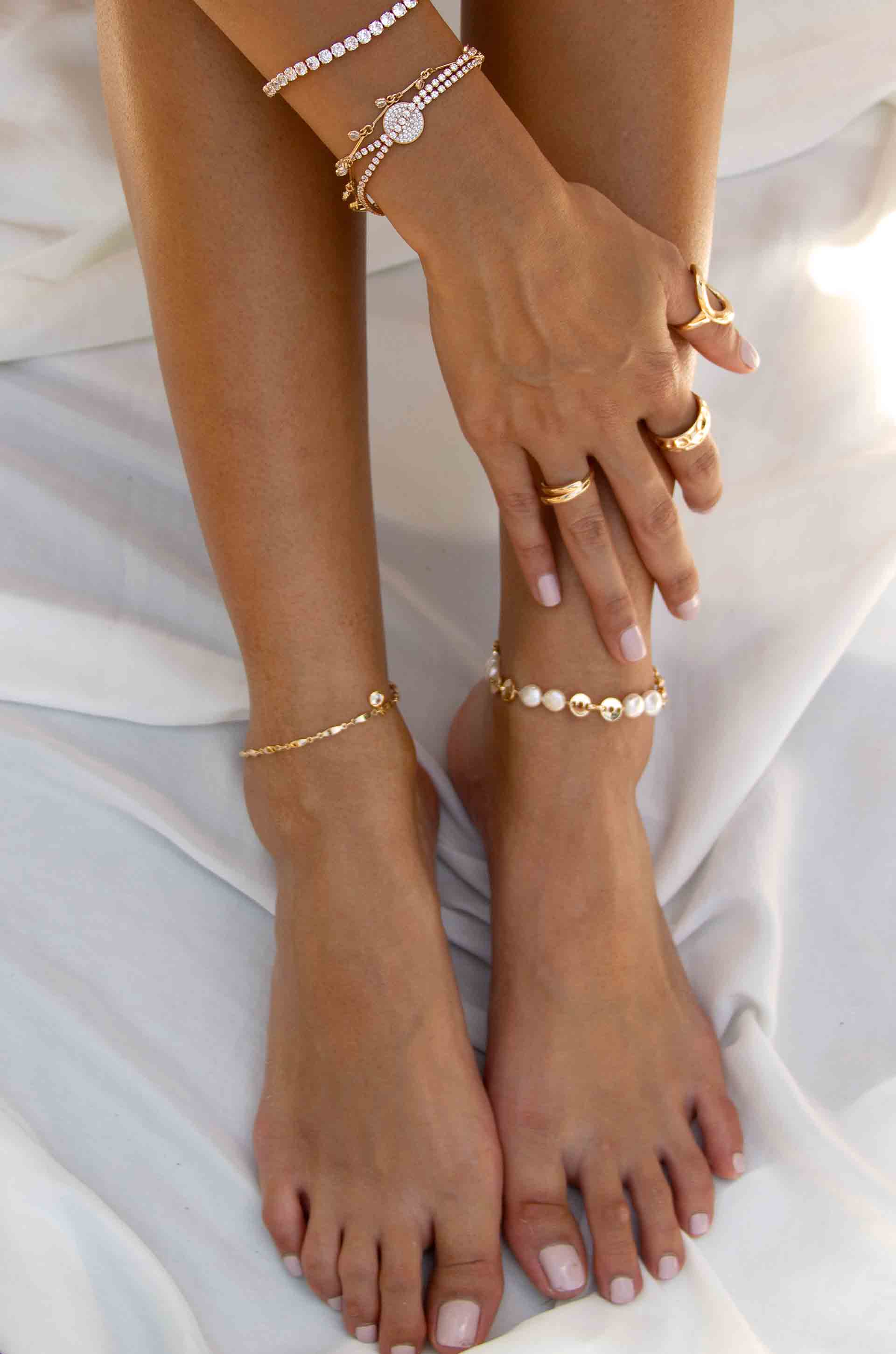 Gold charm anklet new arrivals