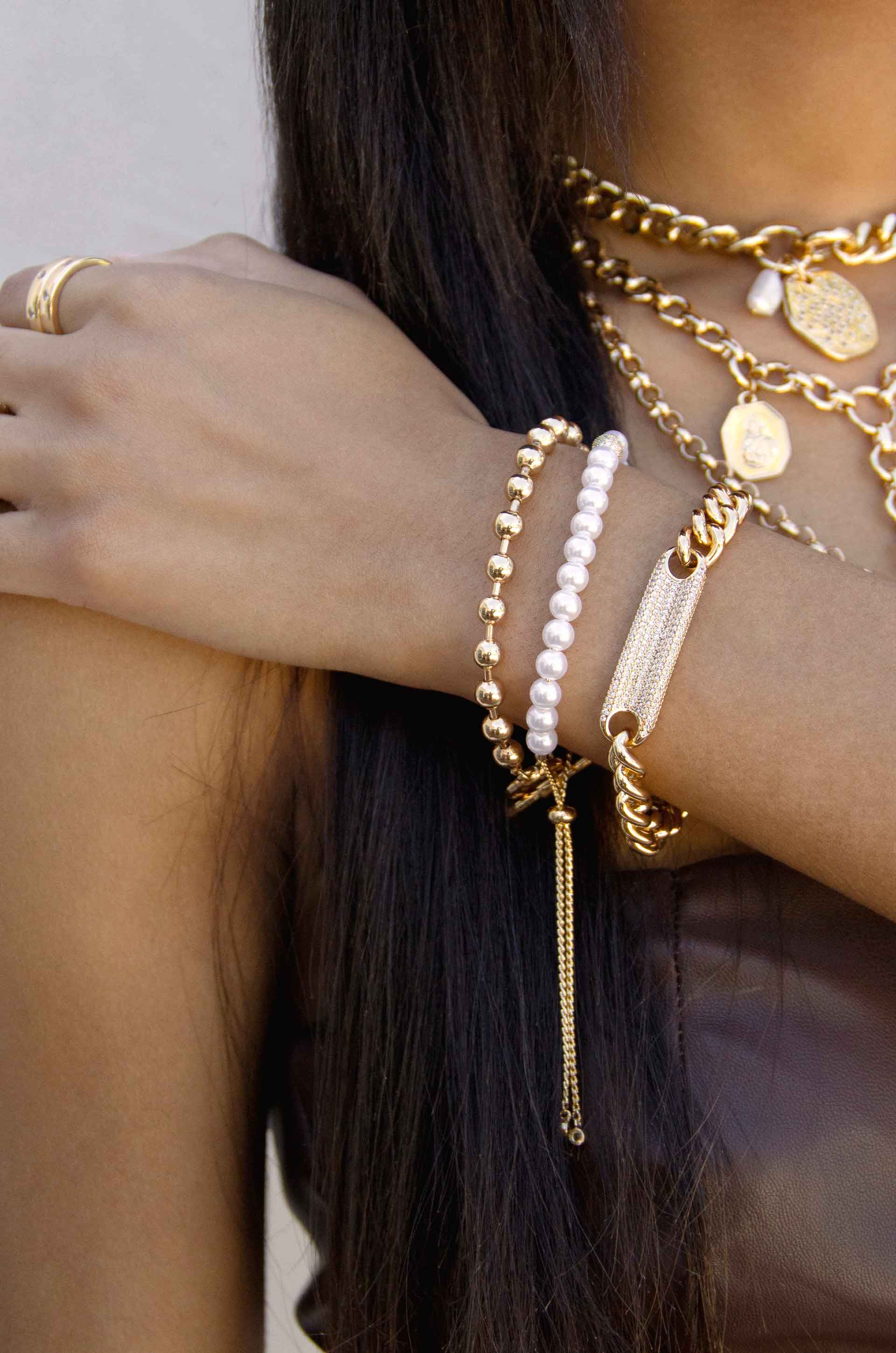  Rumgey Gold Pearl Bracelets for Women Stainless Steel