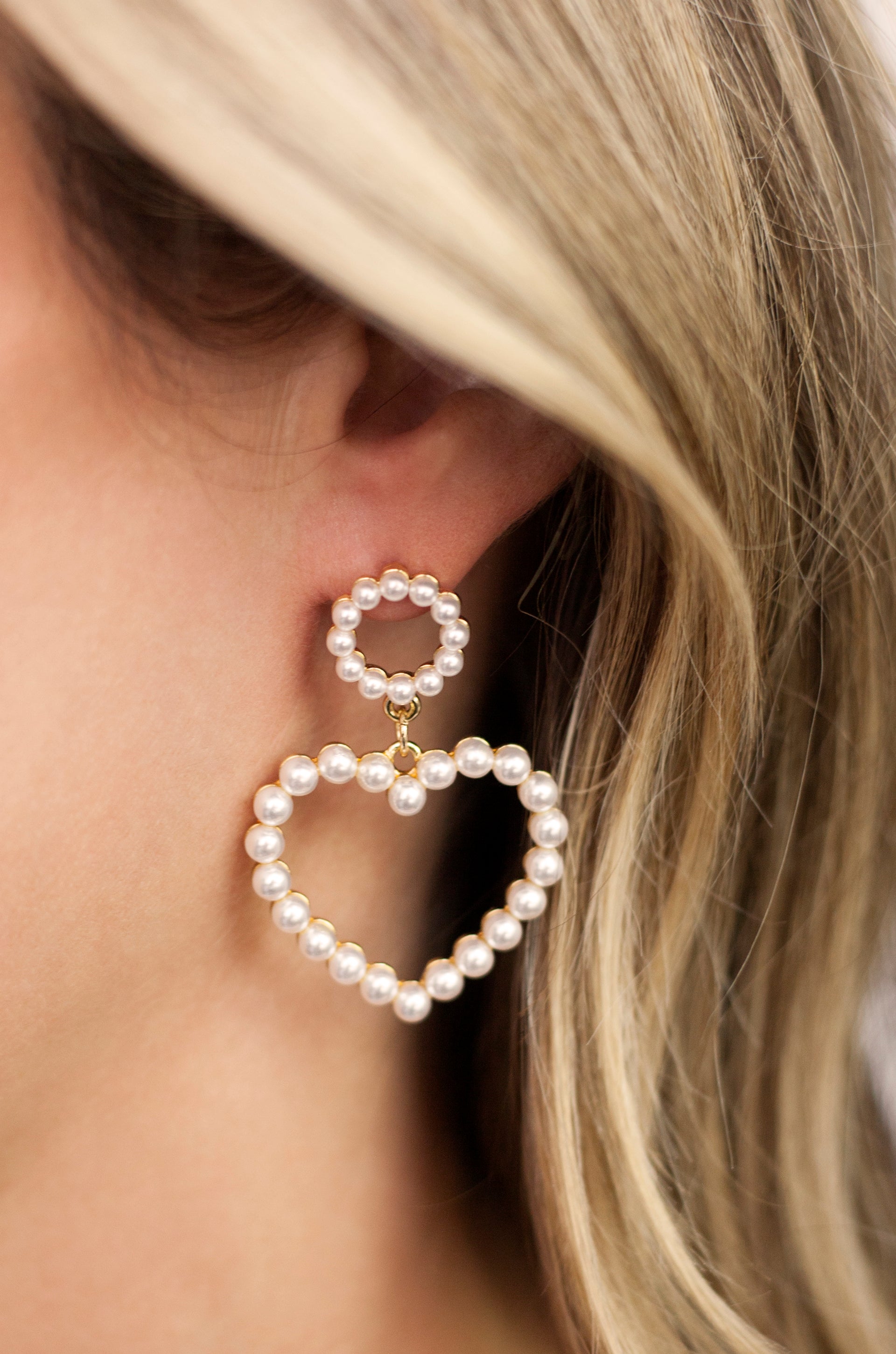 Love spell Pearl Earrings