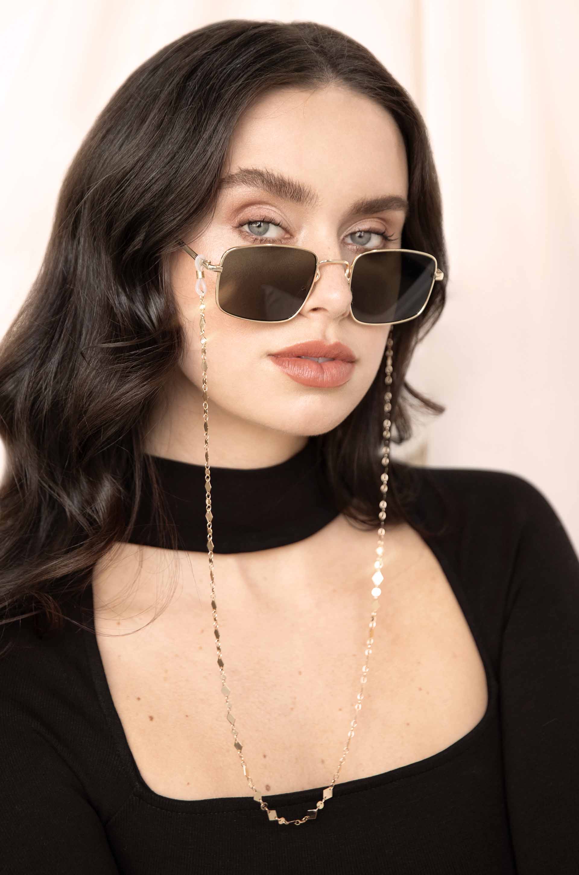 Cool store glasses chain